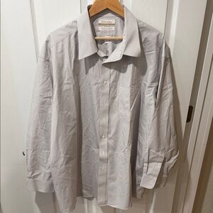 Roundtree & Yorke Light Gray Dress Shirt